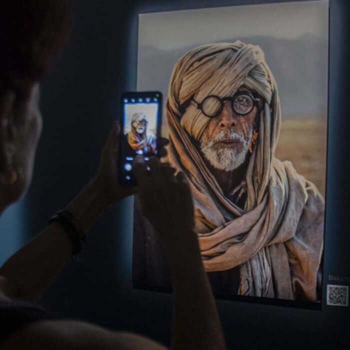 Pasen y vean las fotos icónicas del maestro Steve McCurry